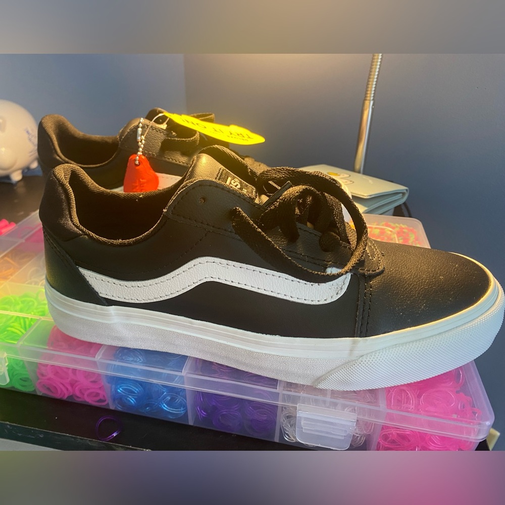 Vans womens 6.5 never worn